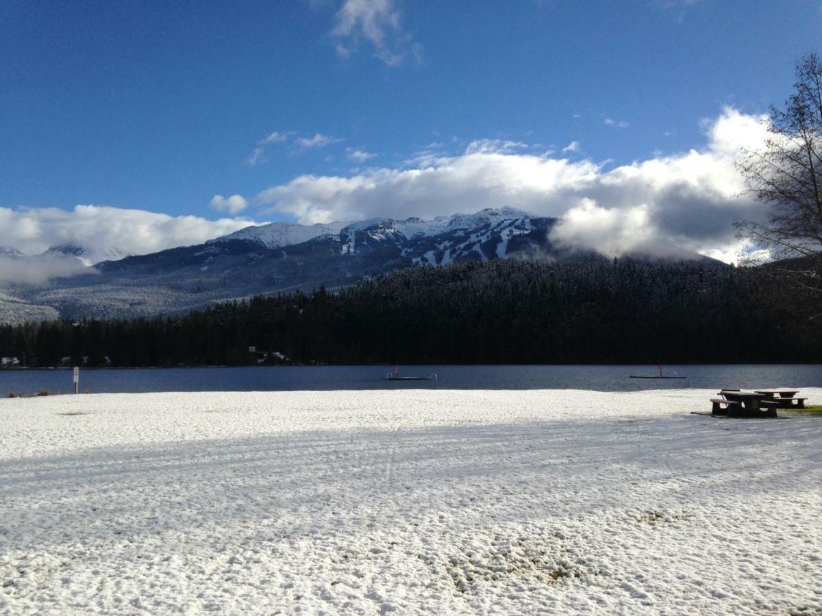 63 Lagoons Villa Whistler Dış mekan fotoğraf